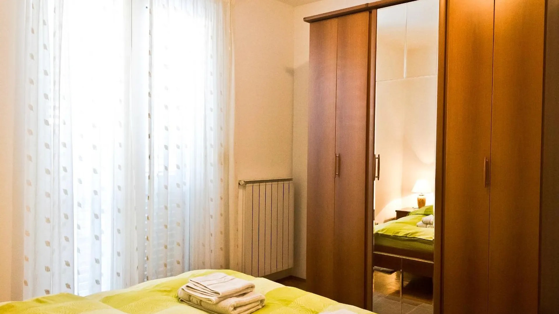 Apartments Zenta スプリト 0*,