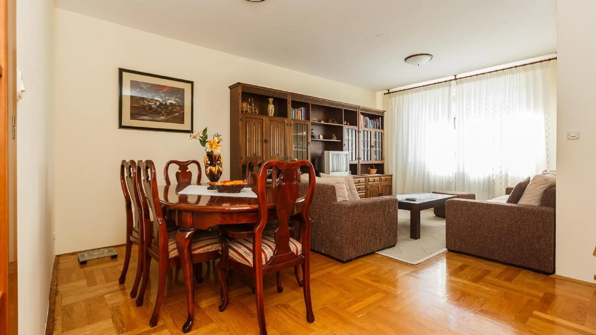 Apartments Zenta スプリト