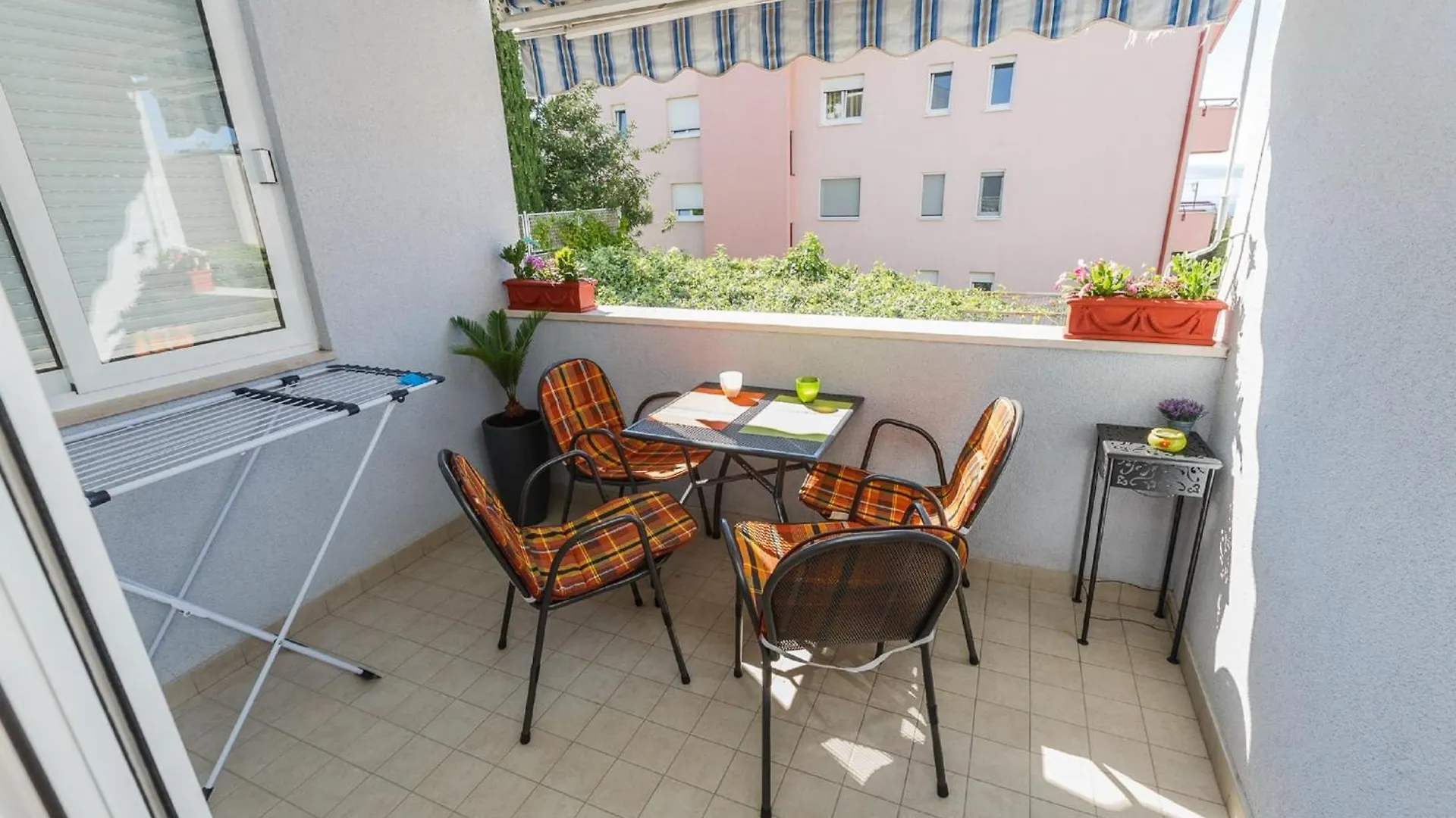 Apartments Zenta スプリト
